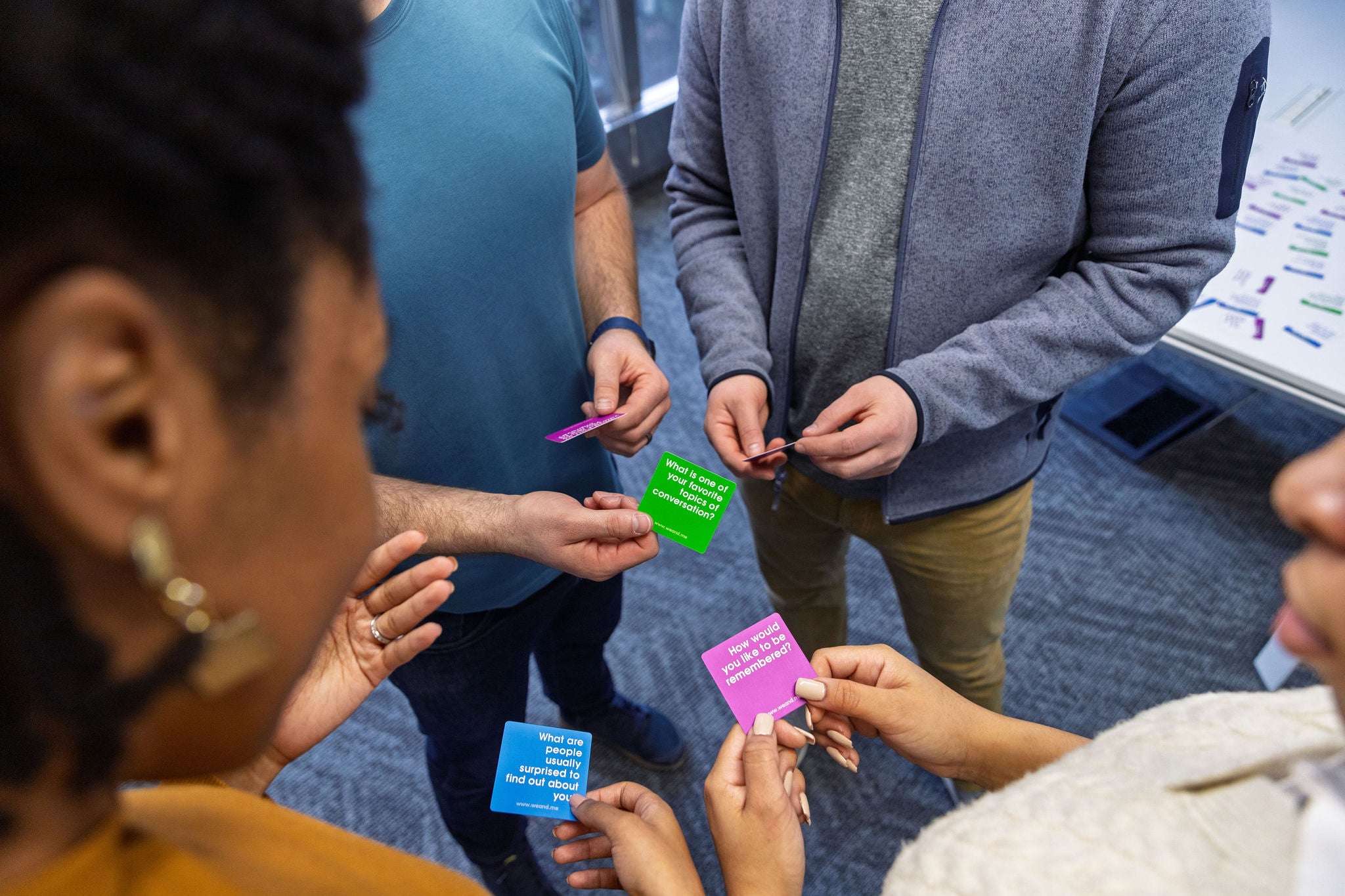 We! Connect Cards